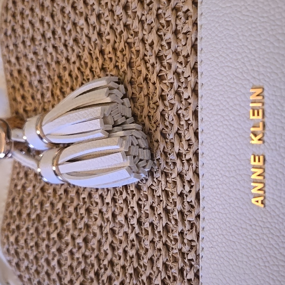 Anne Klein White and Brown Shoulder Bag - Picture 2 of 7